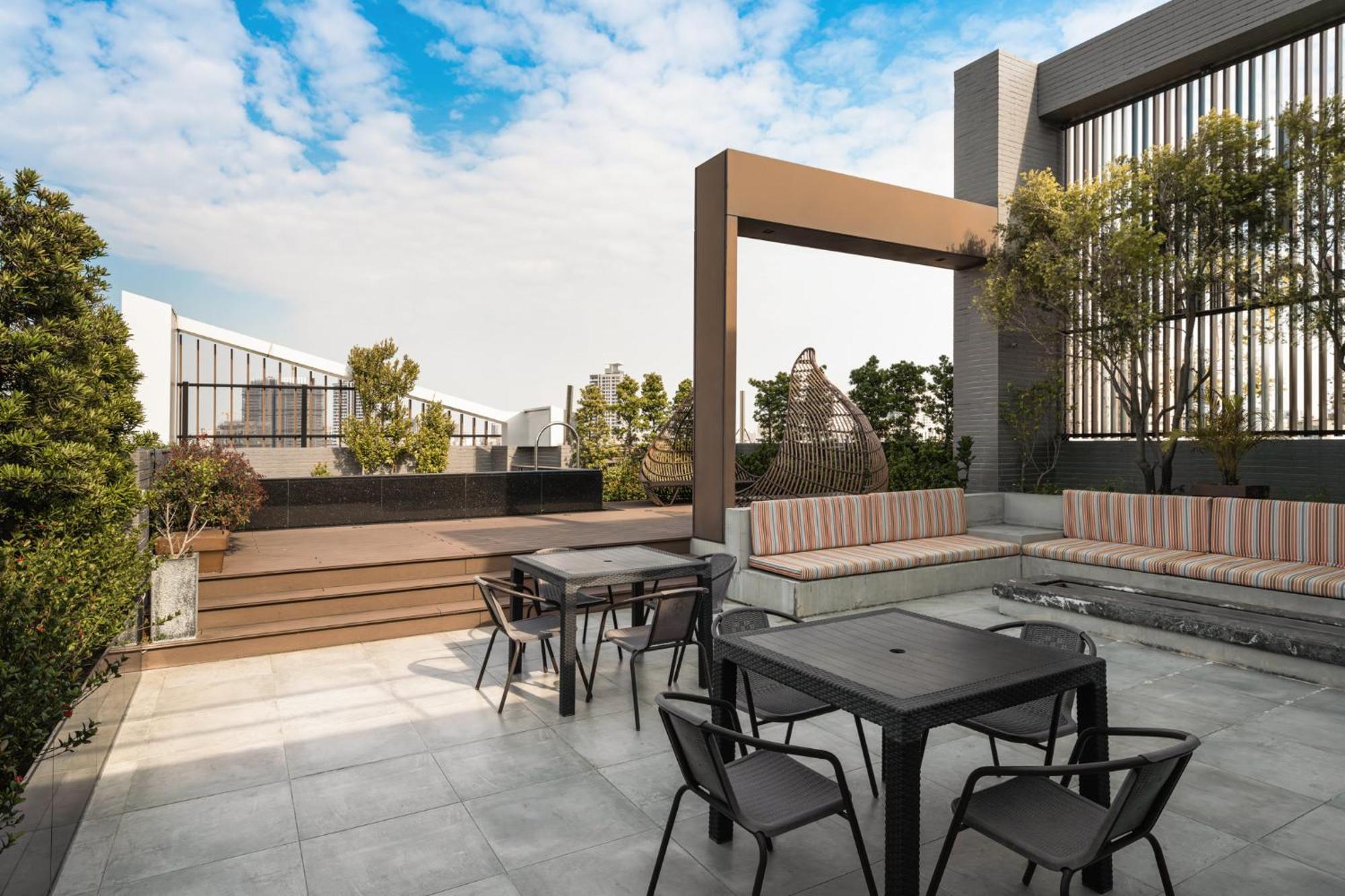 Oinn Hotel&Hostel Tainan Exterior foto